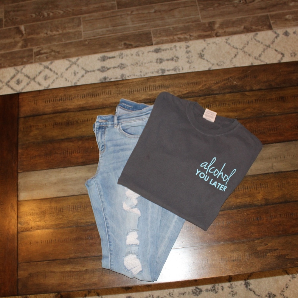 T-Shirts - Picture 6 of 8